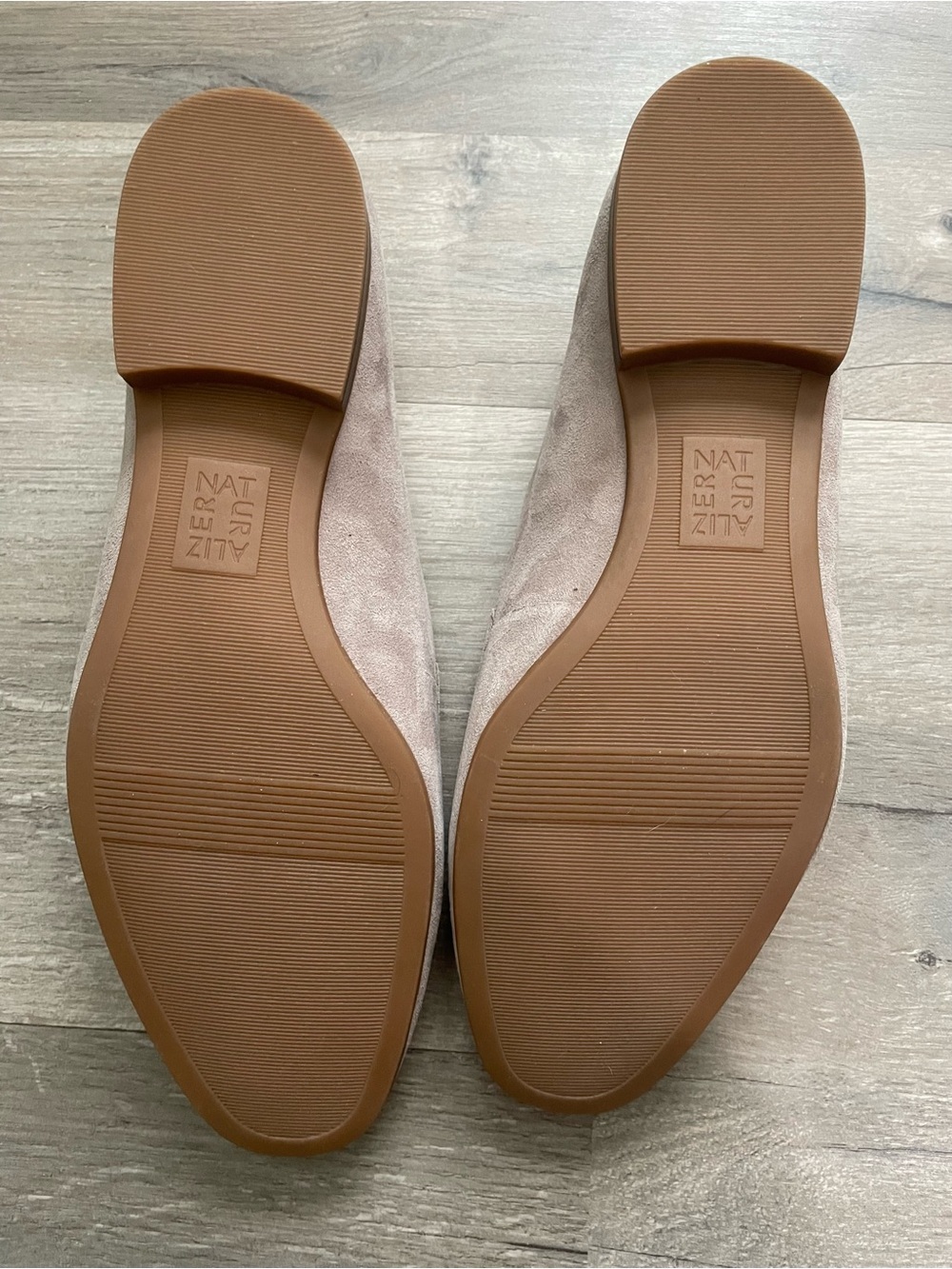 NWT Naturalizer Leather Suede Neutral Loafers - Size 9.5 - Picture 7 of 7